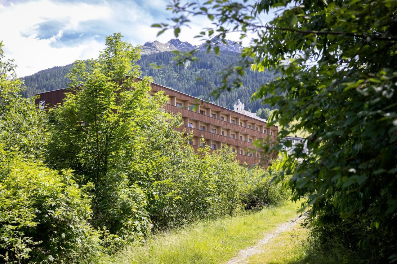 Jufa Hotel Savognin Exterior foto